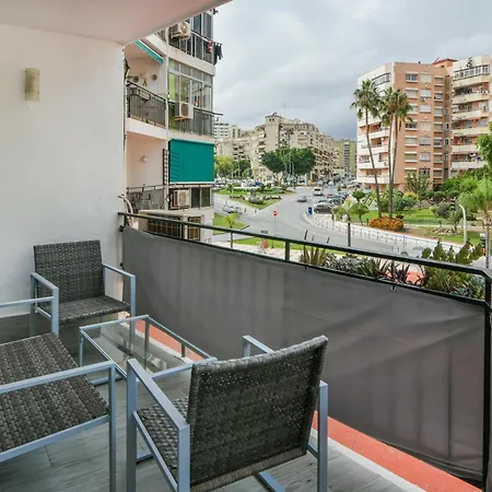Torremolinos, Comodo A Un Paso Del Centro アパート